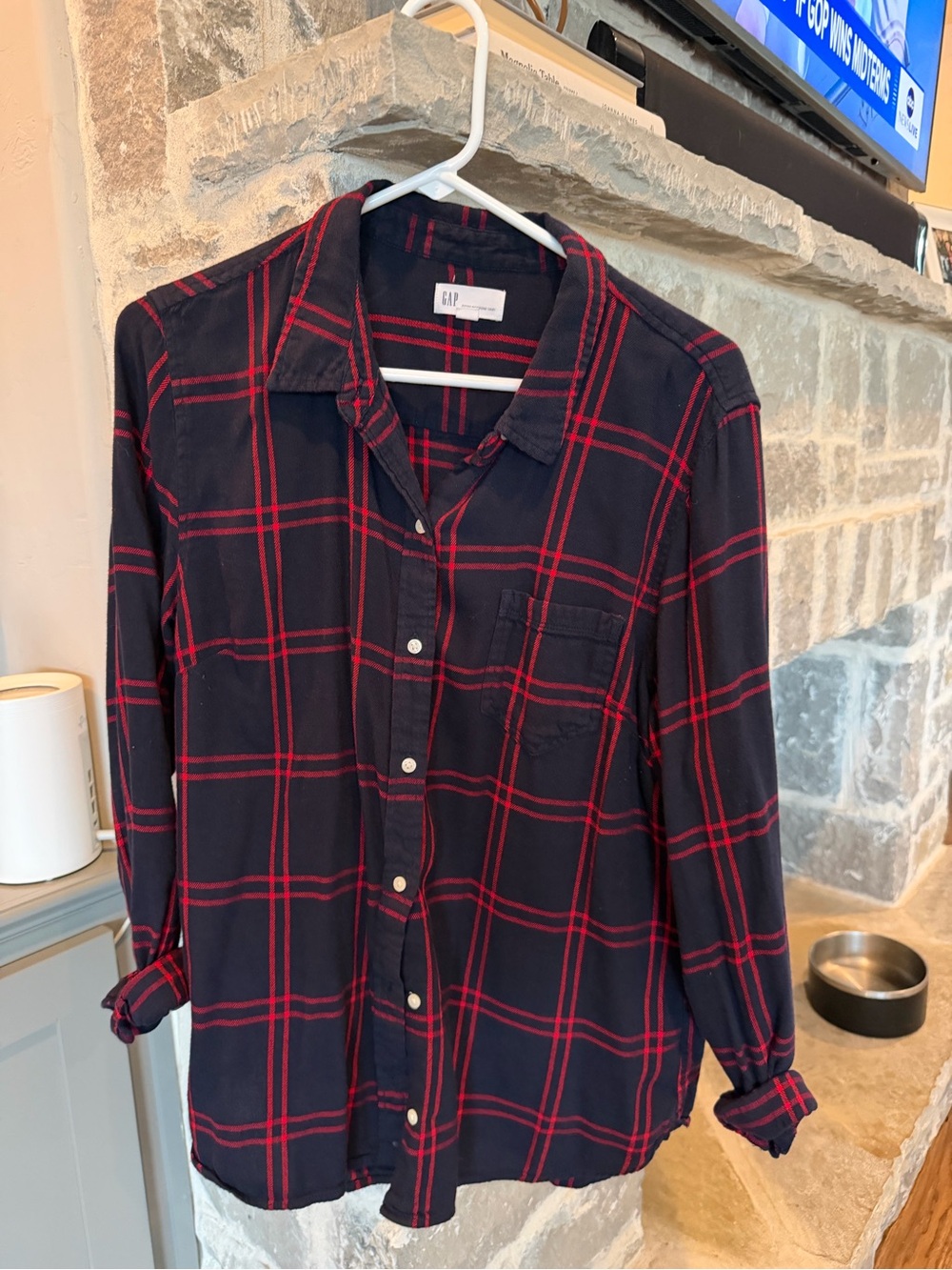 GAP Men's Black Shirt with Red Plaid Button-Down